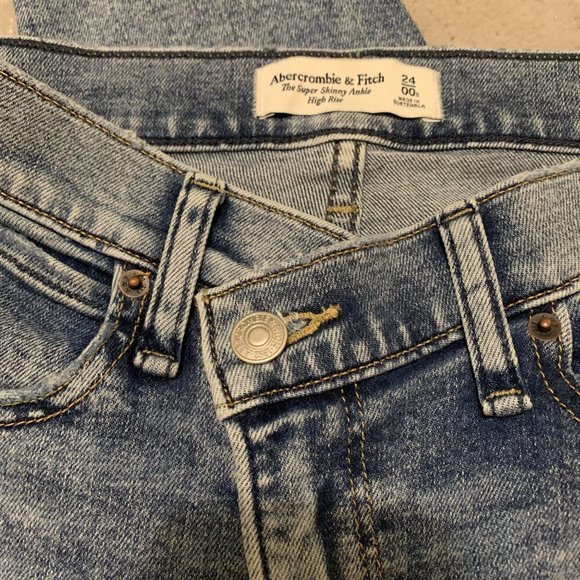 Abercrombie & Fitch Super Skinny Ankle High Rise Jeans 24S - Picture 2 of 8
